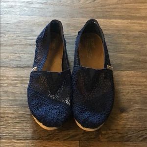 Tom’s Crochet Lace Slip Ons